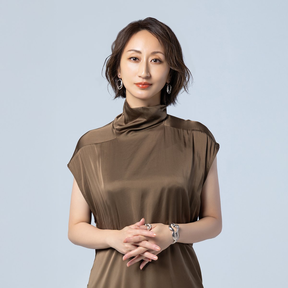 billboardlive_o's tweet photo. 【一般発売スタート】【本日正午12時より】

Ms.OOJA

唯一無二のシルキーボイスで魅了し続けるMs.OOJAが、メジャーデビュー15周年の節目を彩る夏のビルボードライブ・ツアーを開催

@msooja @msoojastaff #billboardliveosaka 

▼公演情報
https://t.co/VpX93WK8is https://t.co/adoPYa10R8