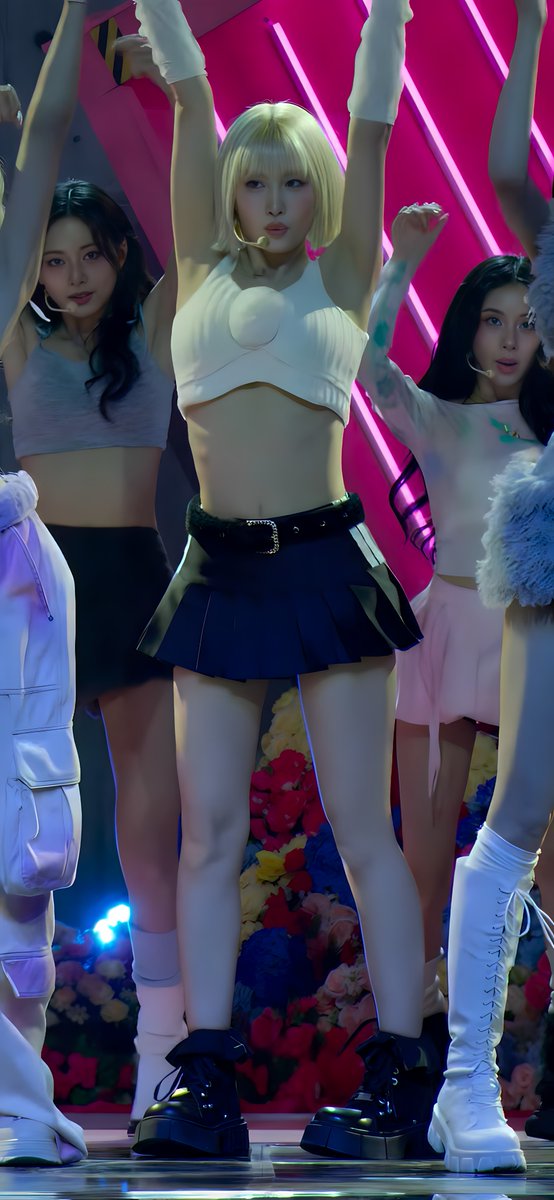 Strategy stage-- Momo. Part 6 FULL SCREEN WALLPAPERS. Go to my