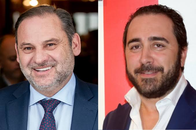 socialismoolib1's tweet photo. 🇪🇸#ESPAÑA #HORIZONTE #CODIGO10
#Noticias
🔫30/06/2026 CORRUPTOR es el POLÍTICO
MANDA en el PODER y DA OBRA al EMPRESARIO
#CORRUPTOR POLITICO #CRIMINAL #ABALOS #SOCIALISTA #PSOE: PRESO 24 años #CARCEL
UCO calificó a #ALDAMA de CORRUPTOR pq para HACER la OBRA DEBIÓ DAR DINERO https://t.co/Yp4GVRrTyu