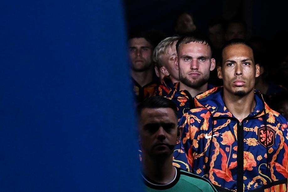 lucabianchin7's tweet photo. Zlatan Ibrahimovic in primavera ha detto in società di avere un obiettivo per la difesa: Virgil van Dijk.

L'idea è arrivata a Gerry Cardinale, è ovviamente molto complesso ma per il Milan è un sogno.

Gonçalo Inacio più semplice: è nella lista.
Sulla Gazzetta di domani. https://t.co/FXaL1foB08