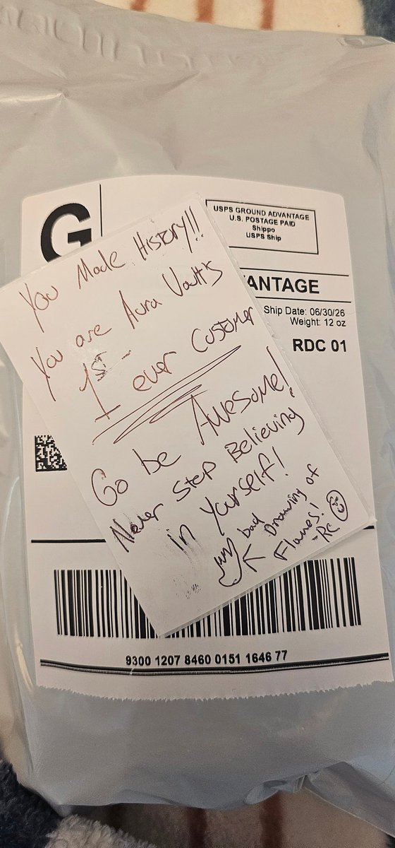ThatRayKlein's tweet photo. 🎉Today marks a huge moment!! Aura Vault’s first sale!

I dropped a handwritten note in their package, complete with a horrible drawing of flames! 🤣 because Aura Vault is about giving back, spreading positivity, and making people feel seen. 🎁 https://t.co/3OxuCyK9Vr