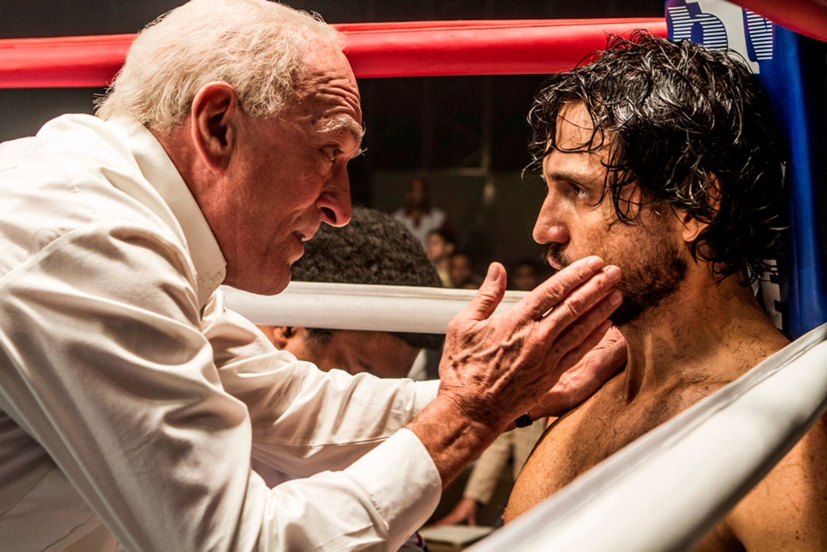 ourherodeniro's tweet photo. In their spirited discussion of 2016's 'Hands of Stone', both Mikes have a lot to say about the film - much of it underwhelmed - but only one Mike erroneously calls Roberto Duran "Rodrigo" for the entire discussion. You'll have to listen to the episode to find out which it was. https://t.co/k3wxQHIhiD