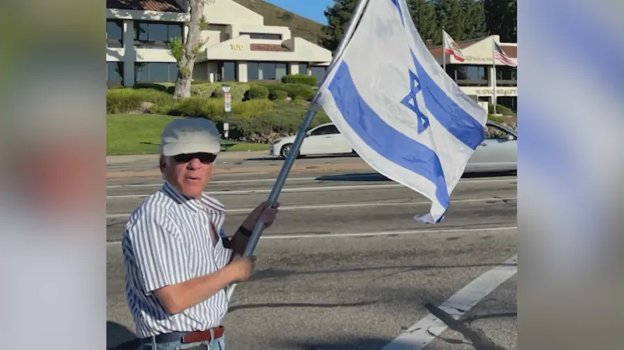 MrAndyNgo's tweet photo. Update: A Muslim man named Loay Alnaji, who knocked a leftist pro-Israel supporter to the ground, killing him, in November 2023, has received a sweetheart plea deal in Thousand Oaks, Calif. 

Alnaji will only serve one year in a local jail for the involuntary manslaughter of Paul Kessler. He will also be required to complete anger management and pay $10,000 in restitution. 

Both the Ventura County District Attorney's Office and Kessler’s family opposed the sweetheart deal. Kessler was killed at a pro-Israel demonstration, among several incidents in the U.S. where pro-Israel supporters were attacked and killed by Muslims.