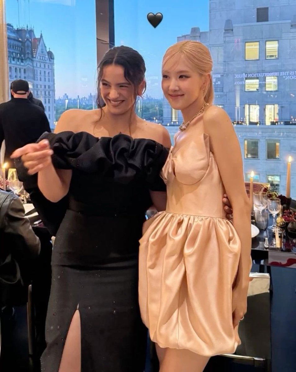 updaterosalia's tweet photo. ROSÉ attended ROSALÍA’s show in California last night and left a message for her on her Instagram Stories:

“This is the most insane thing I have ever witnessed, ROSALÍA.” https://t.co/c1uYVRPzwm