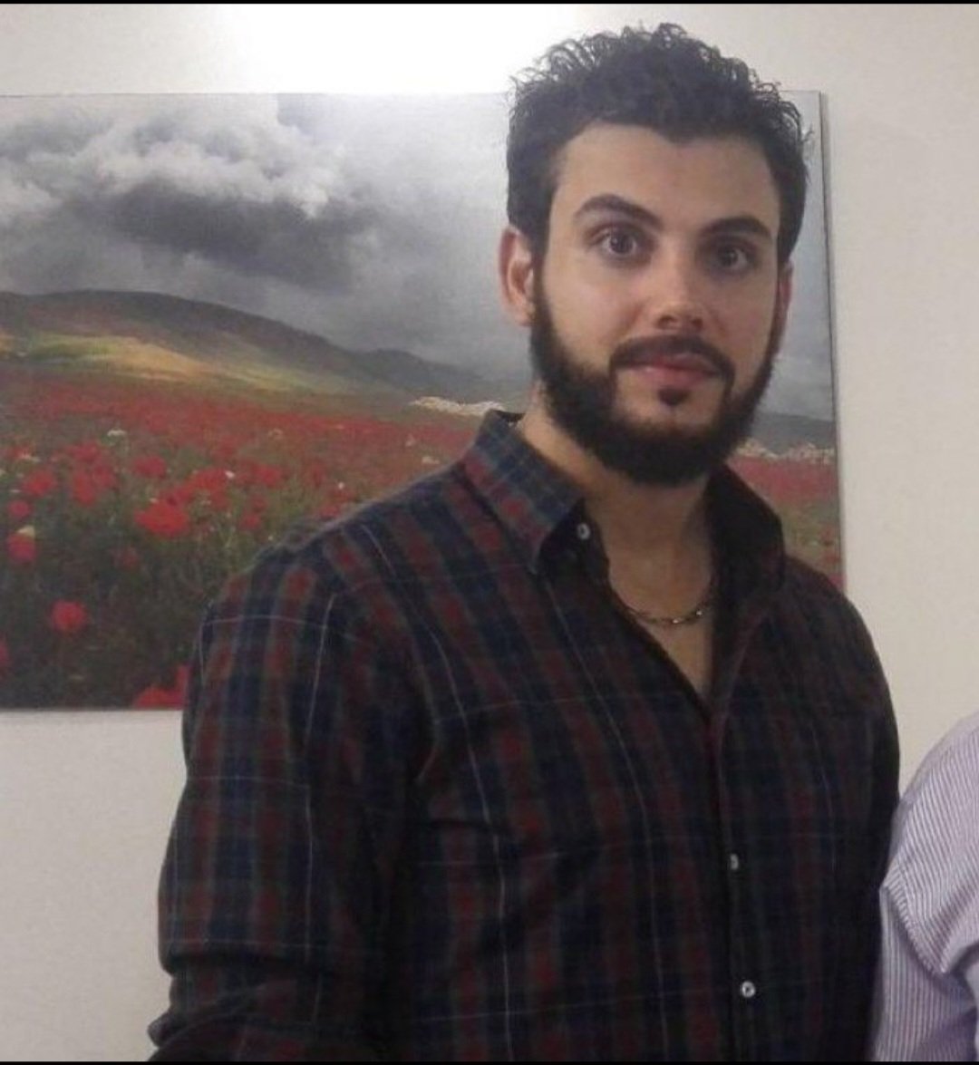 iranbanoo_'s tweet photo. 🆘️🚨 مرتضی یکی از فرزندان شجاع ایران 
که در جریان اعتراضات دی‌ماه بازداشت شده و  به اعدام محکوم شده، قراره حکمش در ۱۵ تیر اجرا بشه.تا دیر نشده و فرصت داریم صداش باشیم. سکوت نکنیم .
#مرتضی_آمری
#MortezaAmeri https://t.co/OCQY1wL0B3