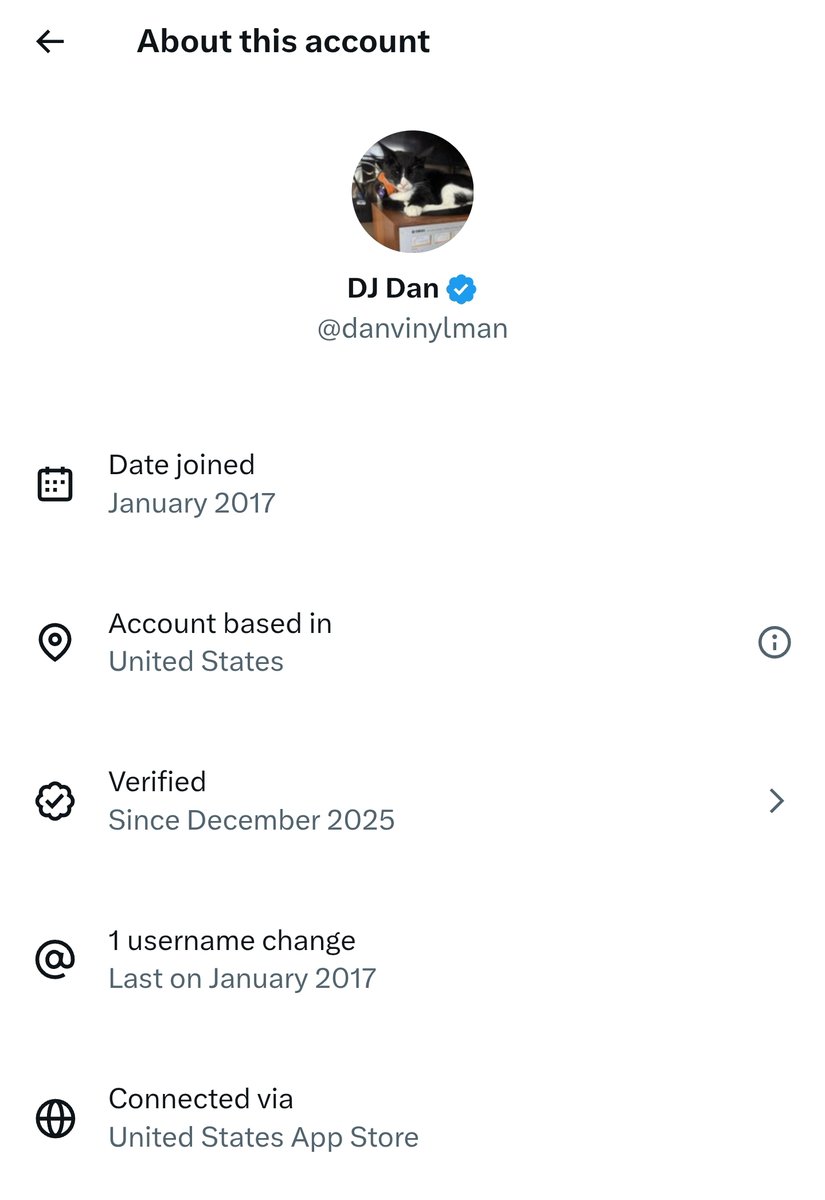 FattyHighpants's tweet photo. @danvinylman @GlobalBC I should have known!
Fuck you #muskbot #trumpbot https://t.co/08yRnqpCYY