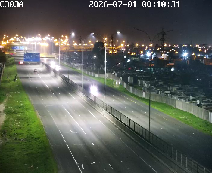 CapeTownFreeway's tweet photo. Update:Animals: R300 Northbound after N2, has been cleared...#SeeAndBeSeen https://t.co/AOvJnrCUkf