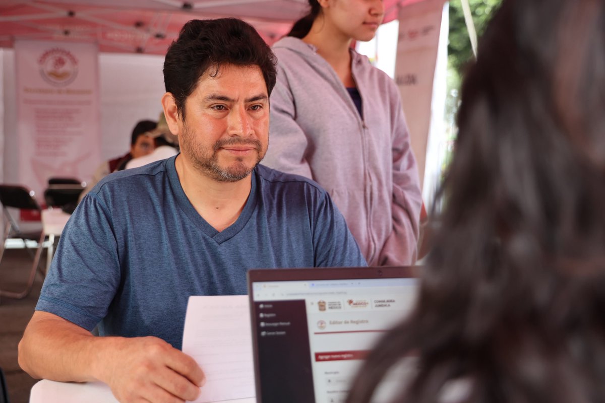 CJ_Edomex's tweet photo. La Gobernadora Delfina Gómez Álvarez acerca las Caravanas Itinerantes por la Justicia Social a Toluca, Chalco, Polotitlán y Jilotepec, para que más familias accedan a trámites y servicios que les brindan certeza jurídica. (1)

#ElPoderDeServir https://t.co/9VYkIbG6xg