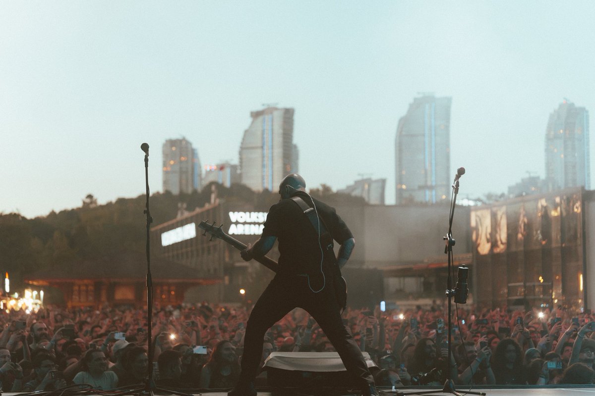 TriviumOfficial's tweet photo. Tonight was one to remember! THANK YOU, ISTANBUL 🔥🤘

#istanbul

📸🎥: Black Card Films https://t.co/f5UnXMdSfL