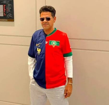 limsaaaa's tweet photo. je suis vraiment ce binational, le gros sourire en coin à chaque but de l’équipe de France https://t.co/yhgrU6best