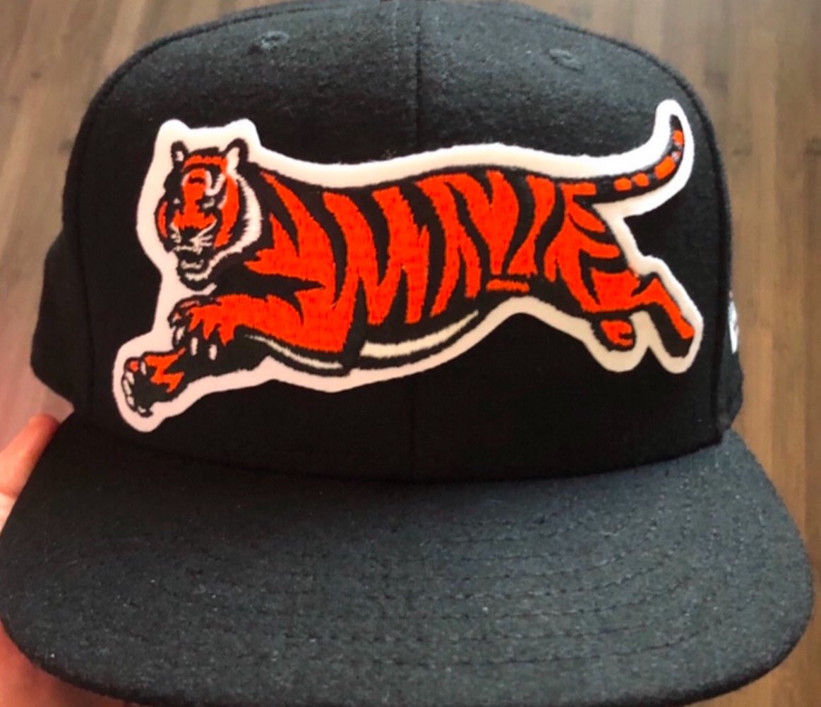 kidraydc's tweet photo. @Kepert14 @TylerMeinerding The @bengals Leaping Tiger is based on this piece given to Paul Brown when the team was established. 

Time for #bengals to Take The Leap and bring it back! https://t.co/0TwgAa5Orp