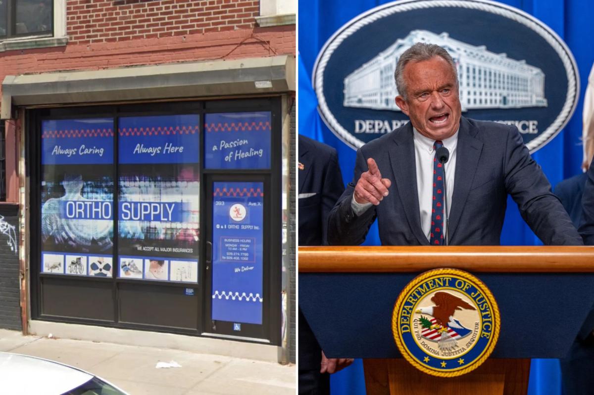 nypost's tweet photo. 'State sanctioned' Russian mob ran $1B Medicare scam out of New York, compromised 1M medical records: Feds https://t.co/nEQSnLs9fp https://t.co/USfDgnSLoy