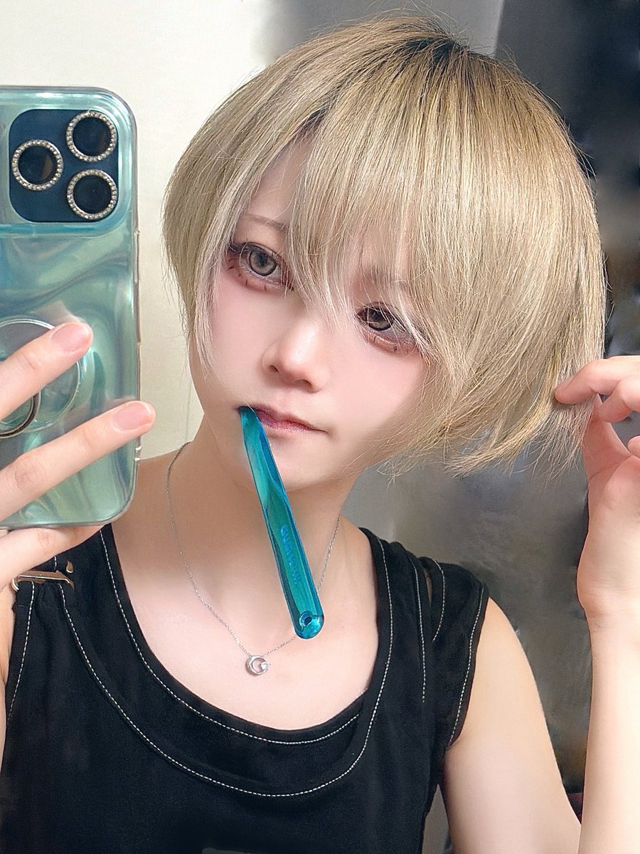 cottoncandy0206's tweet photo. 金髪戻っちゃった https://t.co/phKxJ1sL1V