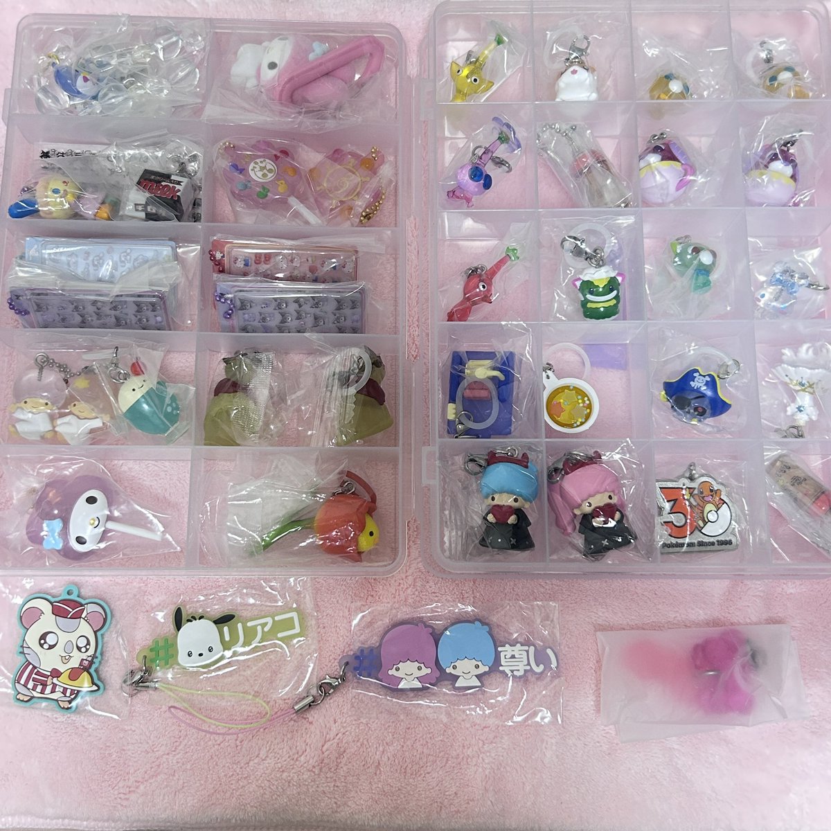 _aookdoo_'s tweet photo. めじるし　交換　異種　サンリオ　キティ　クリスタル　ポムポムプリン　ハム太郎　ポケモン　おジャ魔女どれみ　

【譲】1.２.3枚目

【求】4枚目シリーズALT
　　
まとめて優先ですが、１つからでもお声掛けください、
郵送交換希望です。
よろしくお願いします https://t.co/ZmR9mJZxFf