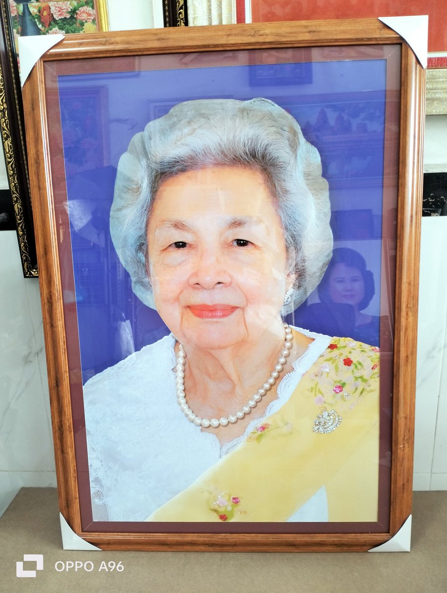 mit_tola's tweet photo. 60x90 =10ស៊ុមចេញសណ្ឋាគារ🏨
នៅមុខវាំង
KAR ទទួលធ្វើស៊ុម🖼️និងផ្ដិតរូបគ្រប់ប្រភេទ 
✅ ផ្តិតរូបដាក់ស៊ុមគ្រប់ទំហំ
✅ ធ្វើស៊ុមរូបថតគ្រប់ប្រភេទ
Telegram 092 738 738 https://t.co/MAA9hSnHqu