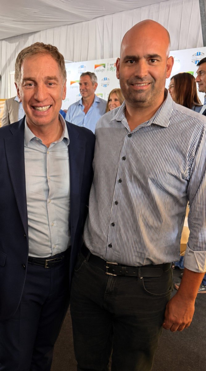 pabloemorillo's tweet photo. Todo el éxito colo en esta nueva etapa! @diegosantilli. A seguir trabajando con la dedicación, el compromiso y las convicciones de siempre, impulsando las ideas de la Libertad y acompañando el proyecto de país que lidera nuestro presidente @JMilei. VLLC! 🇦🇷 https://t.co/raed0ix5D9