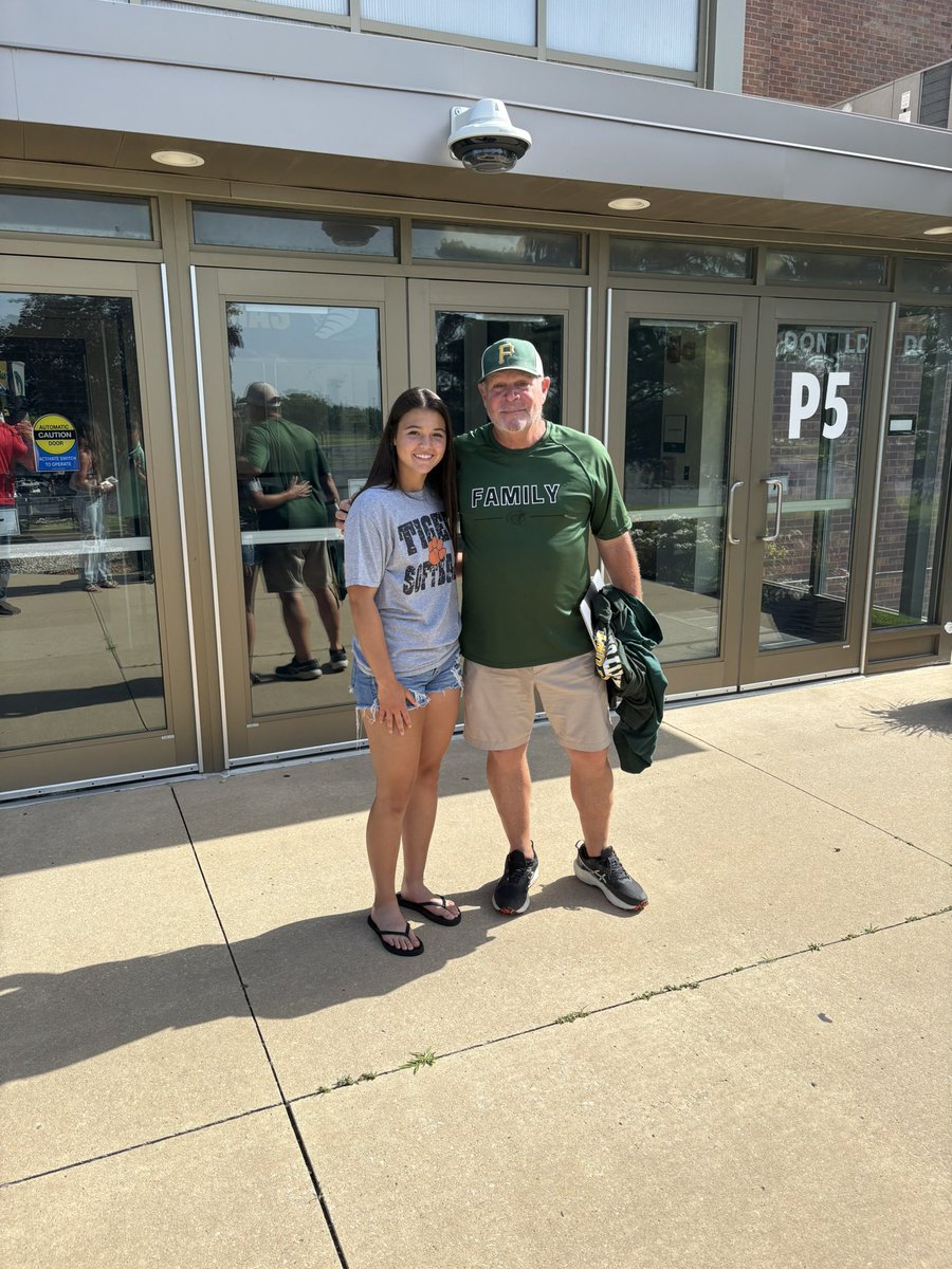 KaiyaS99136's tweet photo. I wanted to thank Coach Sementi for allowing me to come and visit Parkland Campus and getting to learn more about the program. I’m so grateful for the opportunity and had a fantastic experience. Thank you!

@MandiBaldufnsr @CobrasParkland @FuryPlatinumKV @FuryPlatinum https://t.co/jslkFTQBVt