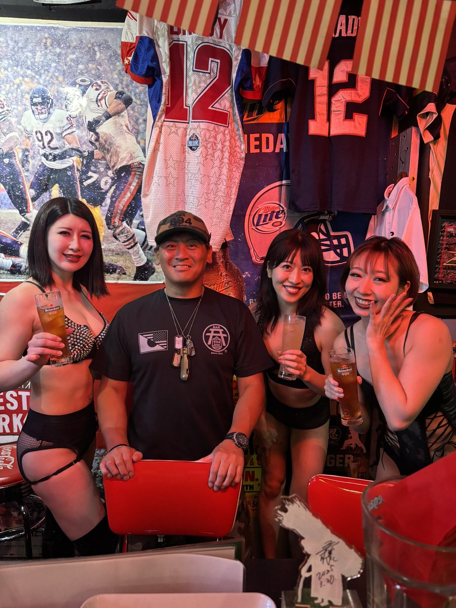 BAR894BASE's tweet photo. ⛩️BAR 894 BASE
今日から7月death!
今年の夏は、季節はずれの海岸物語2026
あの頃は、ハイレグギャルが海にたくさんいましたね。
いろいろな楽しい思い出が出来ますように。
楽しい夏がやって来た！
それでは、今夜もお待ちしてMARS！ https://t.co/5s3OvprcYk