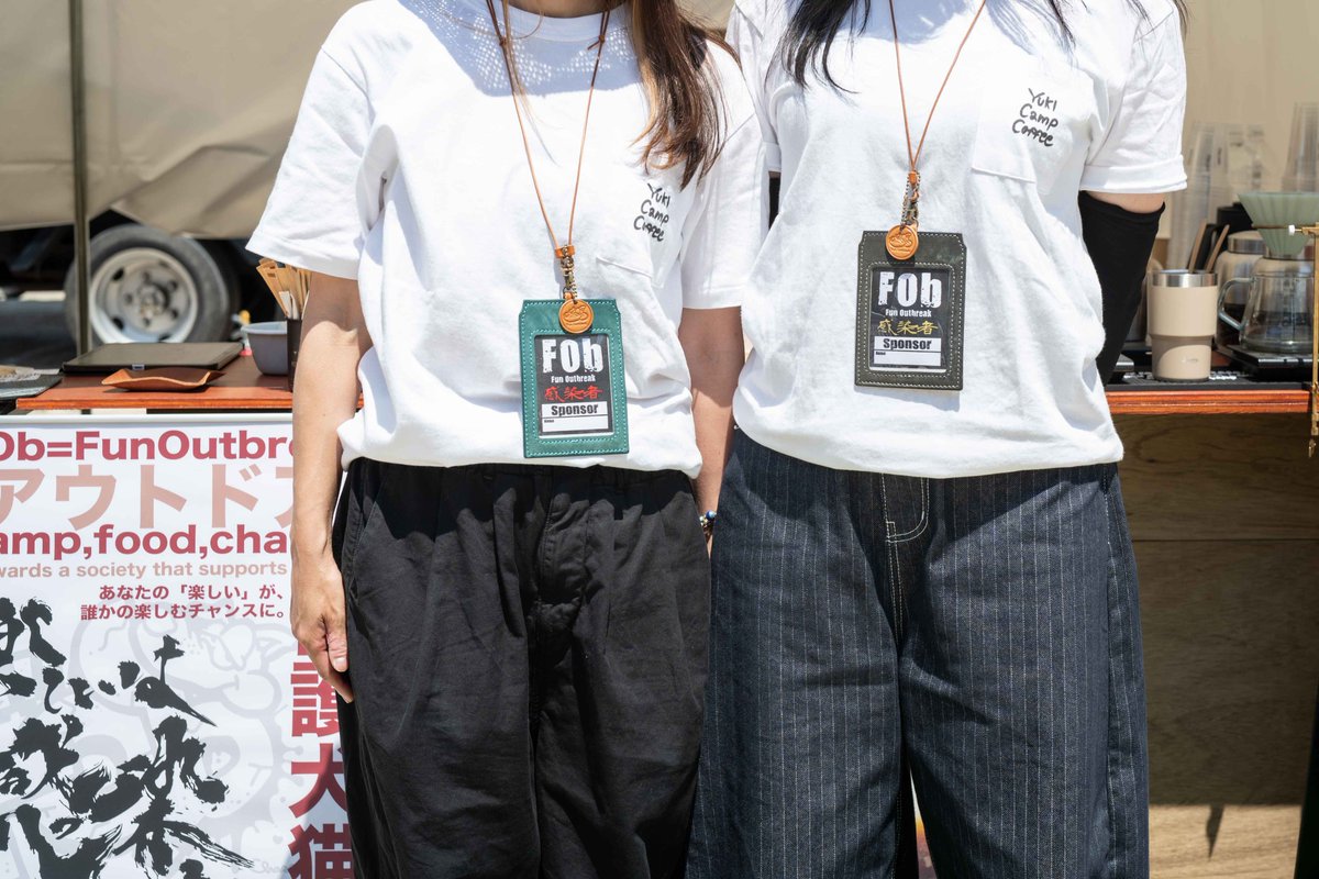 Boovy2012's tweet photo. 予定通り今夜20:00から毎年恒例となったクラファンがスタートします。写真はスポンサーパスとパスケースとデカラグと可愛い犬です👇

中には「北陸を食べよう」「就労支援」を今年も入れてます。購入するだけでダイレクトアタックになります✨

お気に入り登録ポチッと👇

https://t.co/tlg4mDp8QE https://t.co/KLwls4cq5b