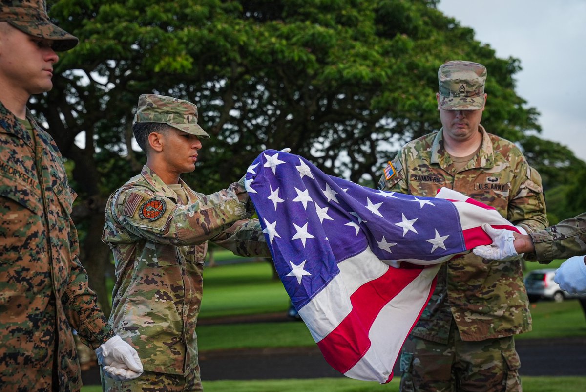 dodpaa's tweet photo. DPAA personnel disinterred eight caskets from the National Memorial Cemetery of the Pacific on June 29 as part of the ongoing Korean War Identification project. Phase 7 is the last phase for the Korean War disinterment project.
📷Sgt. Anthony Todd https://t.co/sc5yV7SvHQ