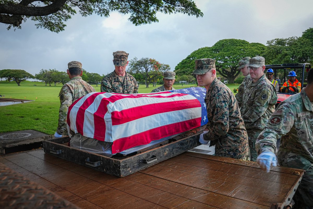 dodpaa's tweet photo. DPAA personnel disinterred eight caskets from the National Memorial Cemetery of the Pacific on June 29 as part of the ongoing Korean War Identification project. Phase 7 is the last phase for the Korean War disinterment project.
📷Sgt. Anthony Todd https://t.co/sc5yV7SvHQ