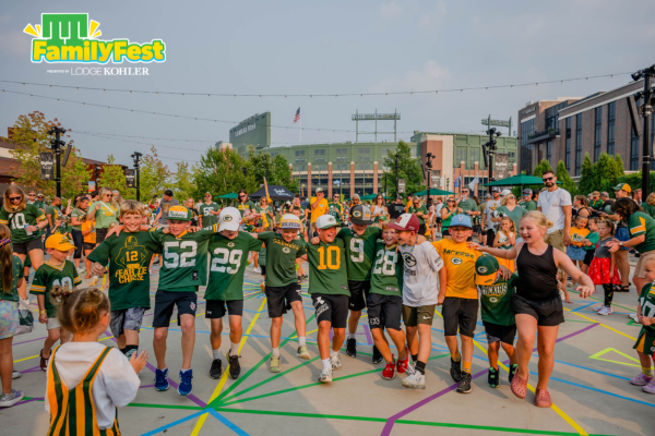 titletown's tweet photo. Football. Family. Fun. https://t.co/qrvAVKsRnK