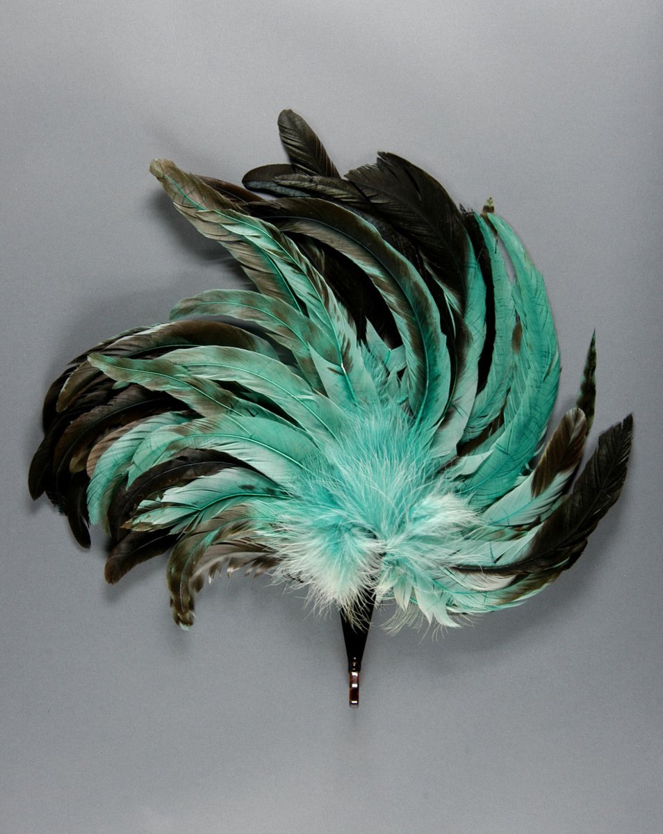 wikivictorian's tweet photo. Fan, 1920s. Philadelphia Museum of Art. https://t.co/erfey9eR3V