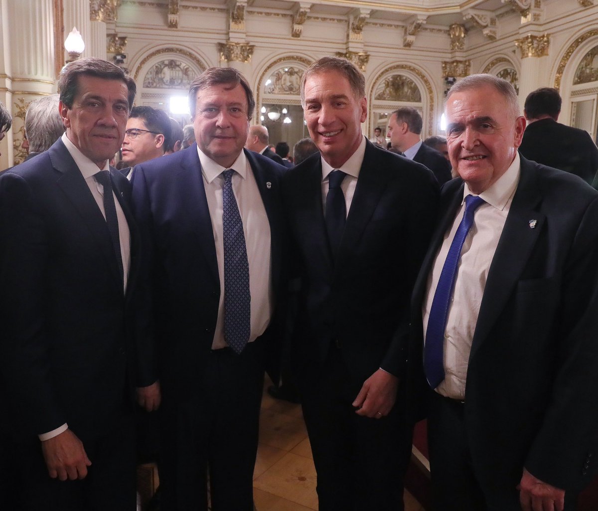 WeretilneckOK's tweet photo. Felicitaciones @diegosantilli por tu asunción como Jefe de Gabinete de Ministros.

Te deseo el mayor de los éxitos en esta nueva responsabilidad. Estoy convencido de que el diálogo, el trabajo conjunto y una mirada verdaderamente federal son el camino para construir una Argentina con más desarrollo y oportunidades.

Desde Río Negro vamos a seguir trabajando para defender los intereses de nuestra gente, impulsar las obras e inversiones que nuestra provincia necesita y fortalecer una agenda común que genere más producción, empleo y crecimiento para todos los rionegrinos.

Contás con nuestro acompañamiento para avanzar en ese rumbo.