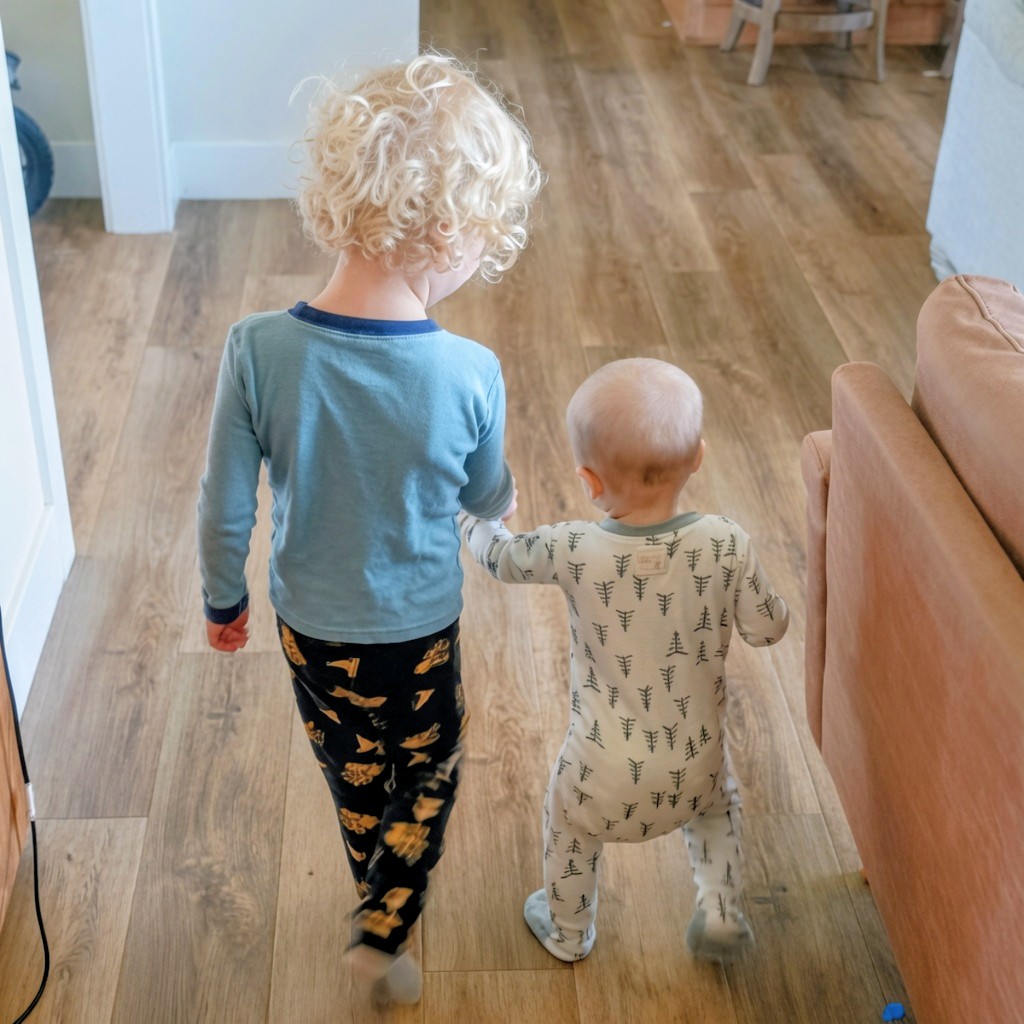 LargeFamDad's tweet photo. A lot of BIG problems that people think they have in life would be put into perspective if they just spent more time with LITTLE people.

Little ones have a way of exposing what really matters – and giving your priorities a good reset. https://t.co/0Yq1zknVTz