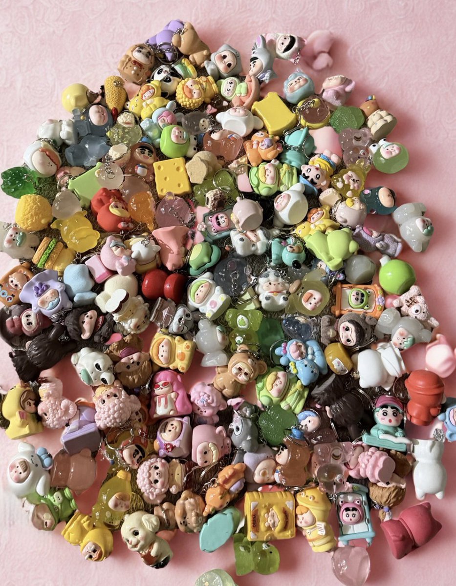 AnonAuntie's tweet photo. Random fancon freebies for Stejayists. 

Limited to 150 keyrings only. 

Got all the time in the world to do the diy now that I’m on vacation 😂 https://t.co/B2xLG0rwKU