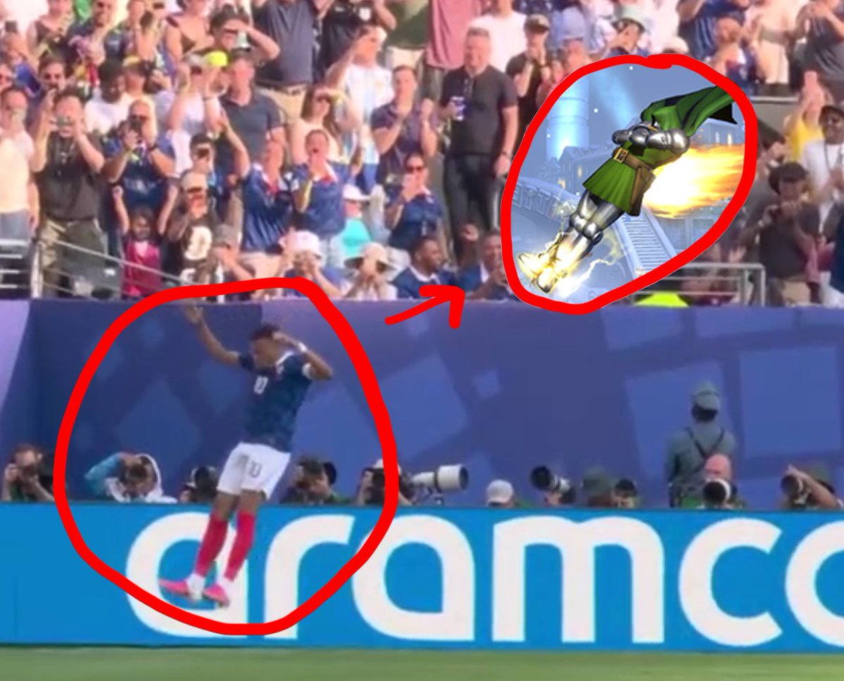 Murdoink's tweet photo. mbappé footdive https://t.co/QfcgKEU7Xt
