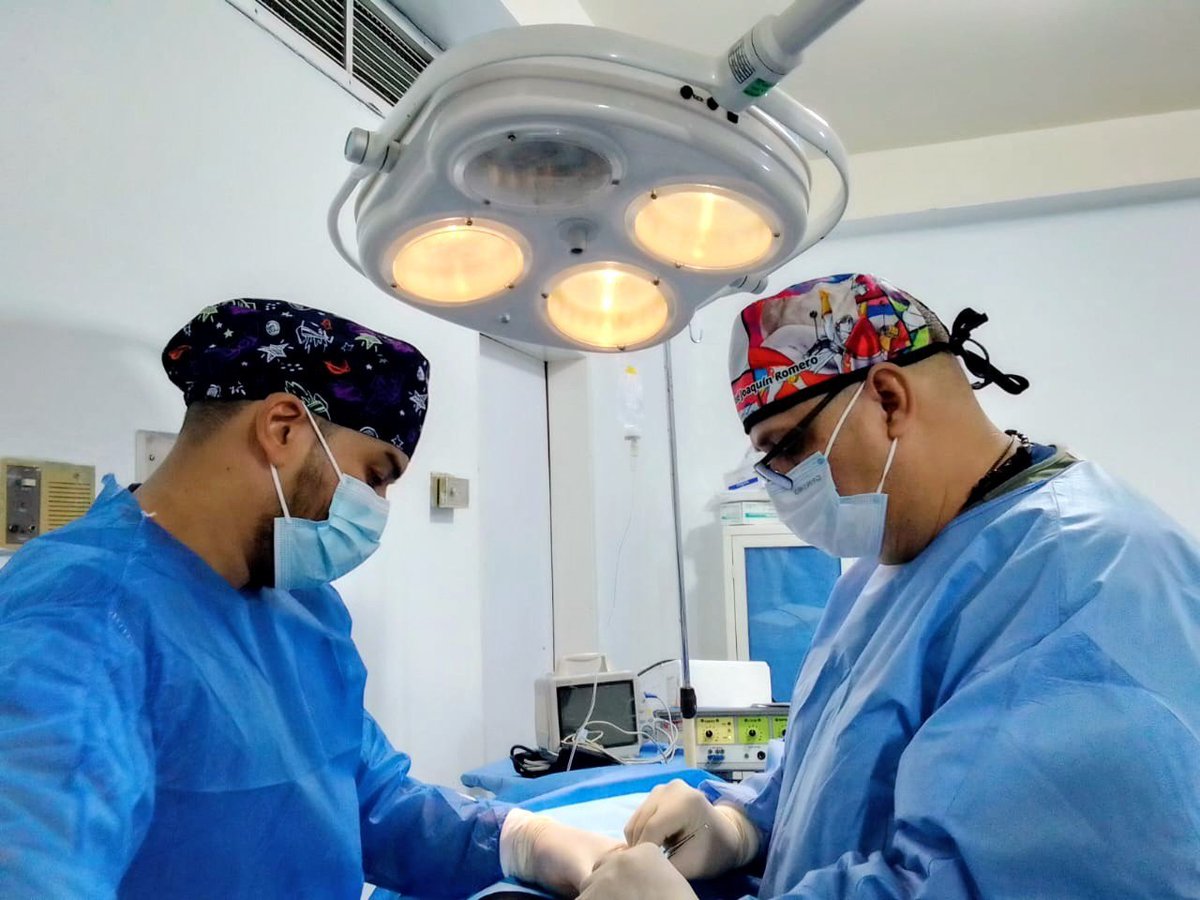 IpasmeOficial's tweet photo. El Plan Quirúrgico Nacional llegó al municipio Cedeño. En un esfuerzo articulado, el Hospital "Dr. Ernesto Saavedra" y el equipo médico de la Unidad Médica Punta de Mata realizaron con éxito intervenciones quirúrgicas de baja y mediana complejidad para nuestros afiliados. https://t.co/o589sGisL9