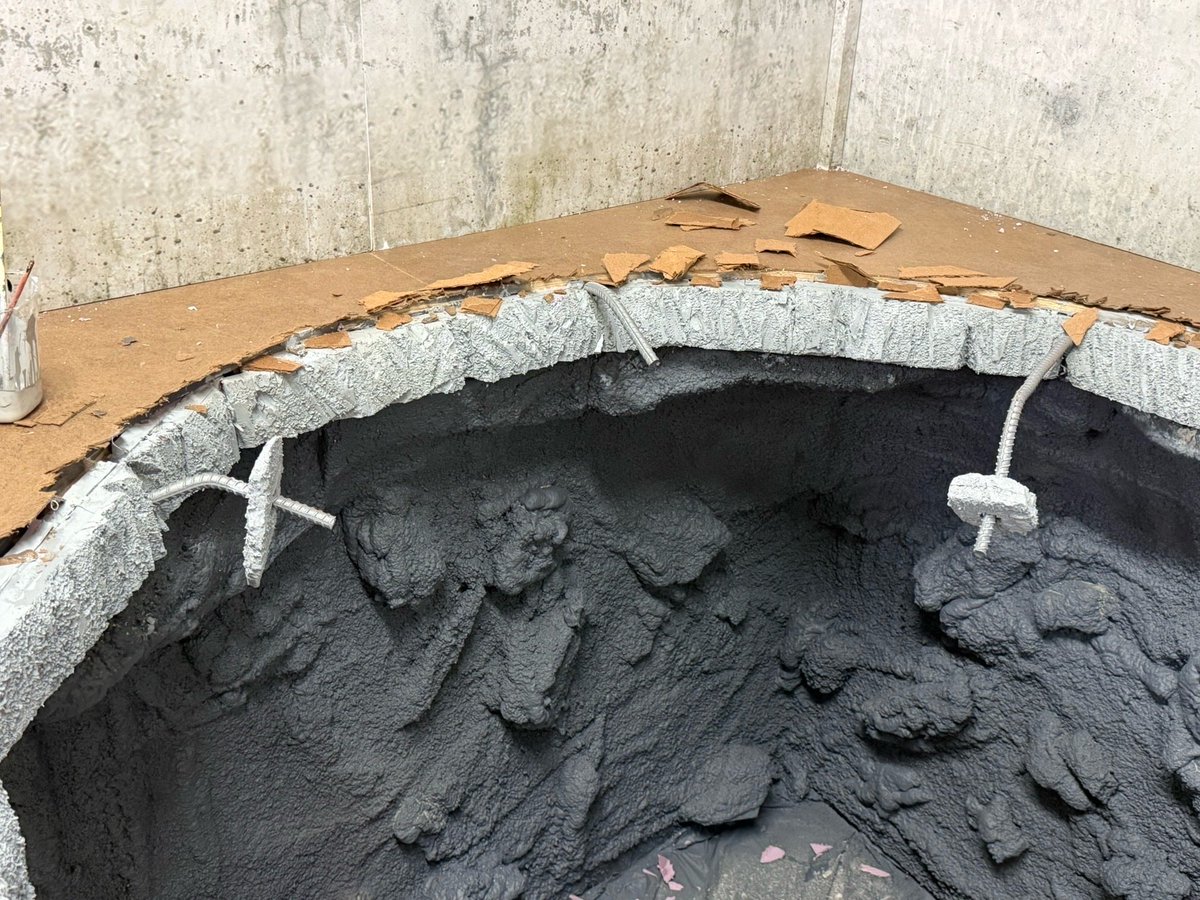MoonoftheWitch's tweet photo. More set pieces in construction. This will be a deep pit! #moviemaking #filmmaking #horror #fyp #moonofthewitches https://t.co/9YXZf5YNdw