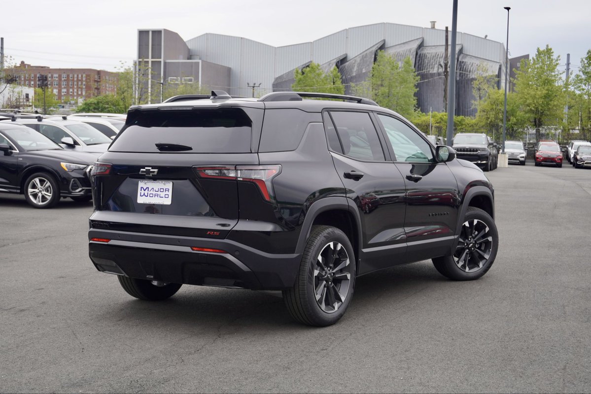 visitMajorWorld's tweet photo. Looking for your next SUV?
The 2026 Chevy Equinox has arrived at Major World. Stop by and see it for yourself.
#ChevyEquinox #SUV #Chevrolet #MajorWorld #carsofx #traffic https://t.co/q53VmEdziv