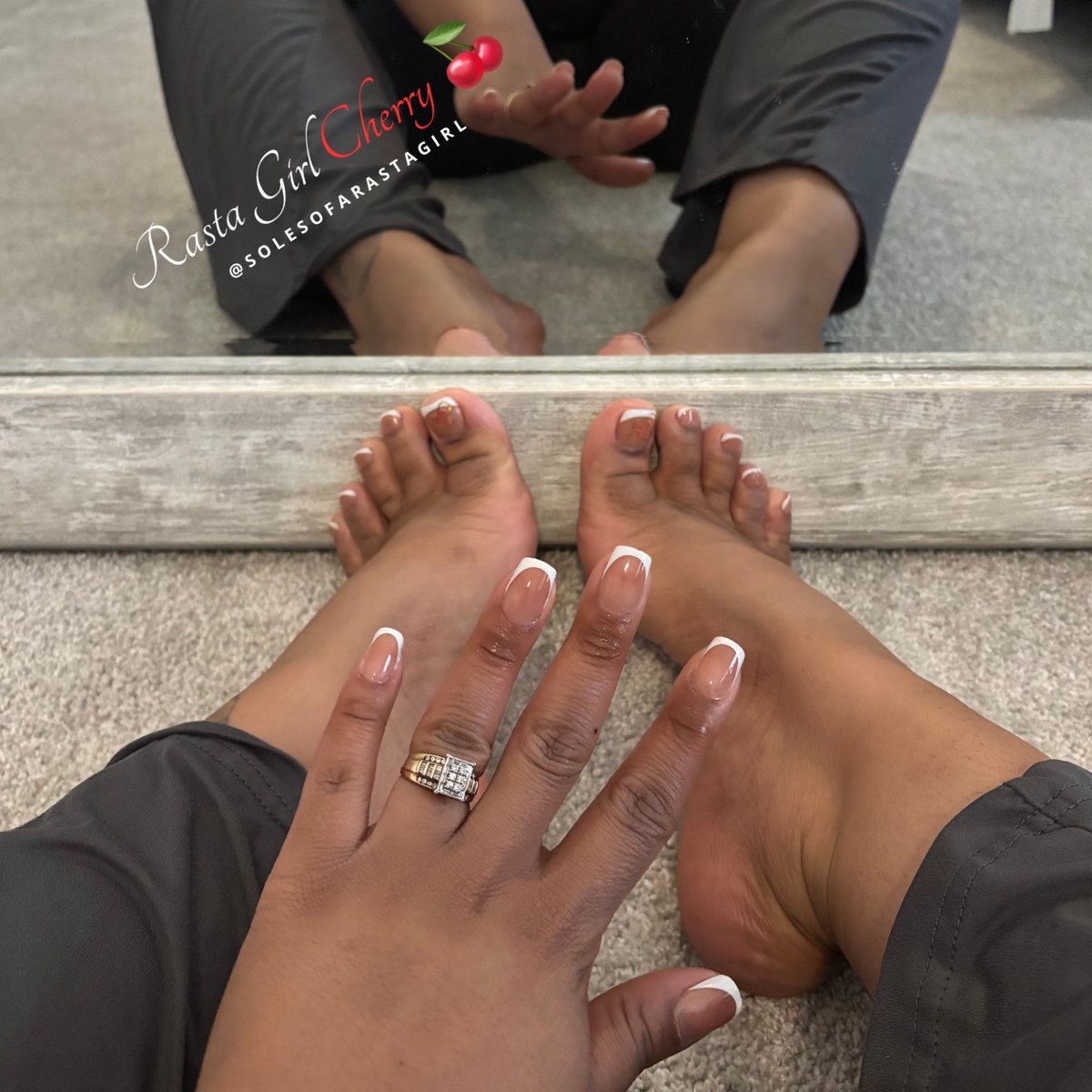 Solesofarastagi's tweet photo. Happy #Toesday https://t.co/YB1qVTd0TC