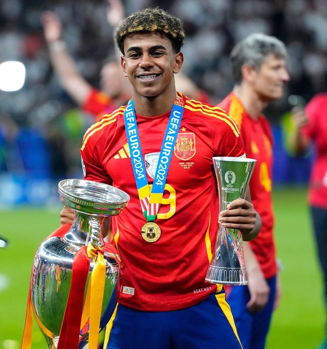 FCB_nenn's tweet photo. Los únicos que lograron vencer a Kylian Mbappe https://t.co/cOejrA9YRx