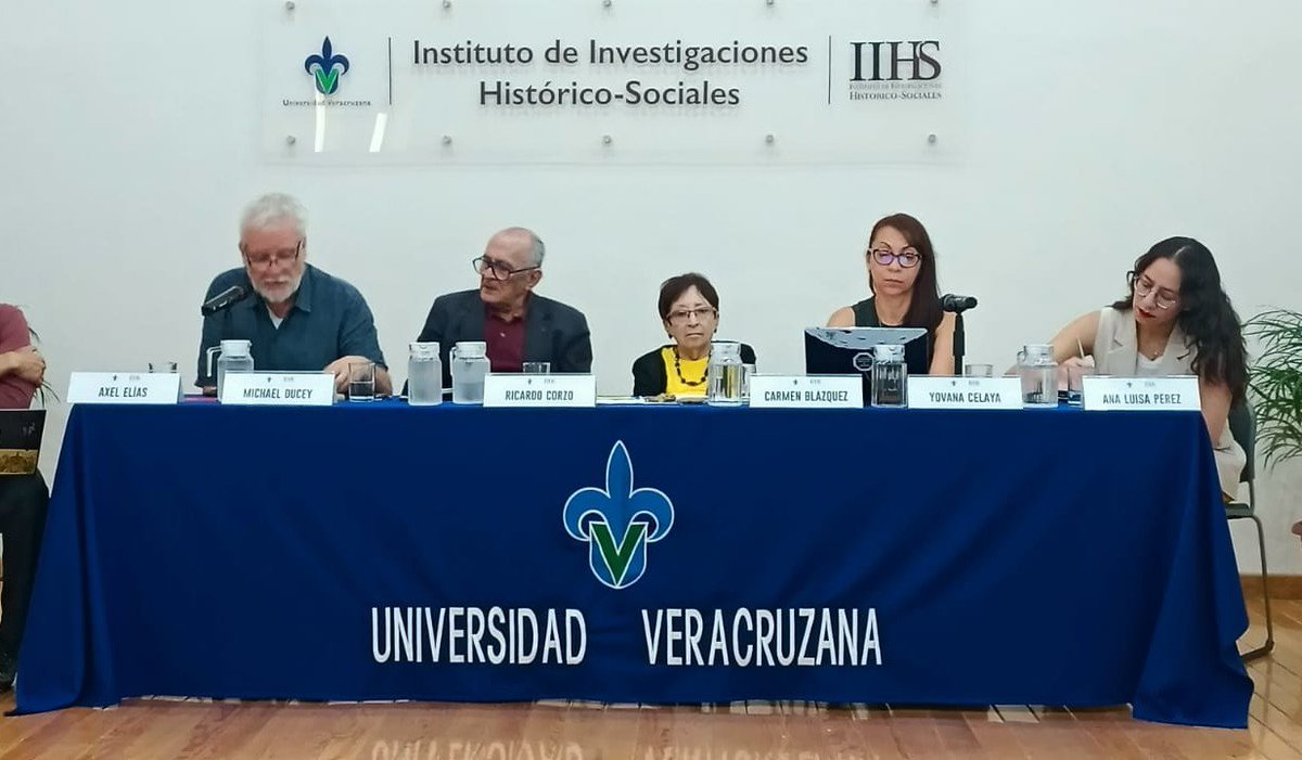InstitutodeInv5 tweet picture