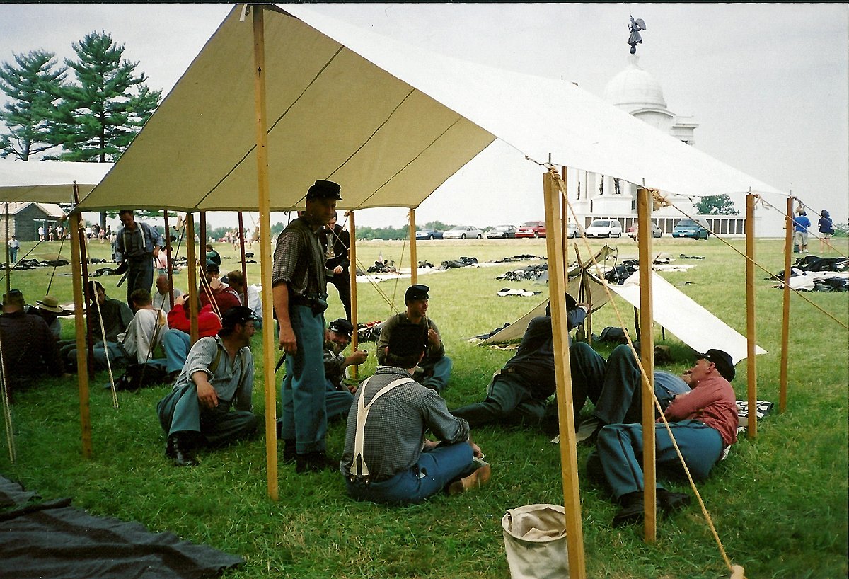 liny67th's tweet photo. COUNTERMARCH!!! (25 Years Ago) 30 June - 1 July 2001: Living History at Gettysburg National Park

https://t.co/ivPqAeyNWf https://t.co/6HjAdqsBeS