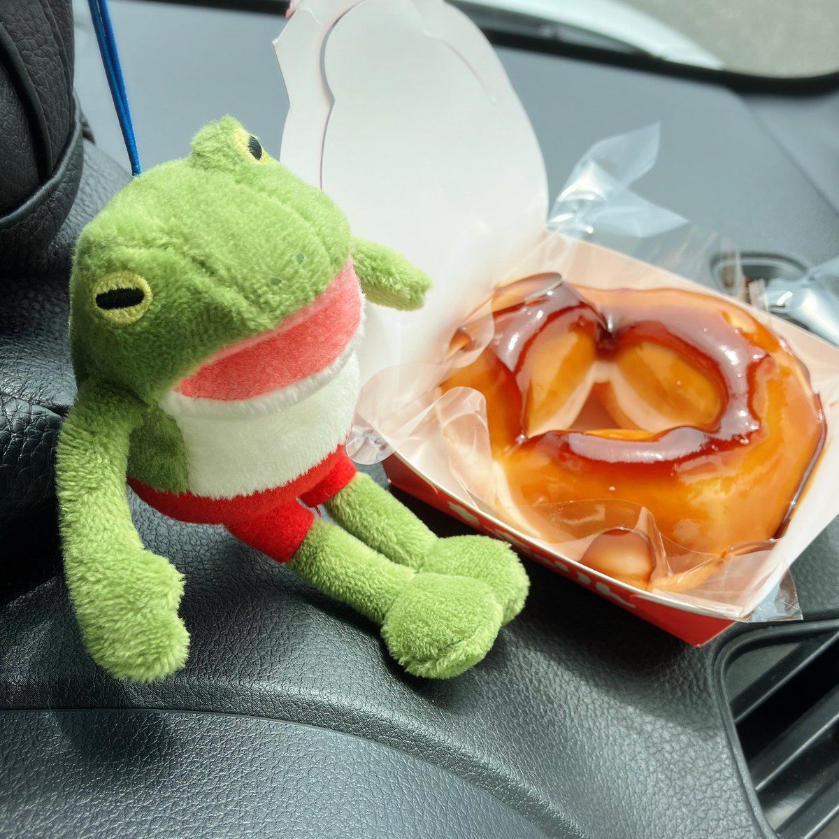 vanio_pastel's tweet photo. 美味しく頂きました。

みたらし味が1番好きでした(^-^)

#ケロピョン　#おとぼけケロピョン
#もっちゅりん https://t.co/97ITR0ETTO
