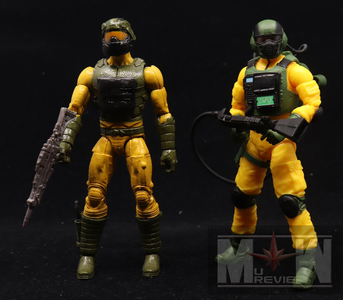MUReview's tweet photo. G.I. Joe Classified Series #198 Airtight
@hasbro #hasbrotoypic #toyphotography #gijoe @gijoe @gijoeofficial #airtight @hasbropulse #nailedit #yojoe Airtight. I freaking loved this figure as a kid.  What the hell was he helping the Joes with? $27.99. https://t.co/WS6C9HFMob https://t.co/LRKLq5fAhj