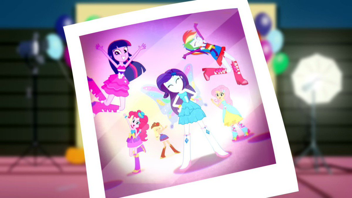 reficco34's tweet photo. How 7 y/o me thought life being a teen was like: https://t.co/zHEslG1CiE