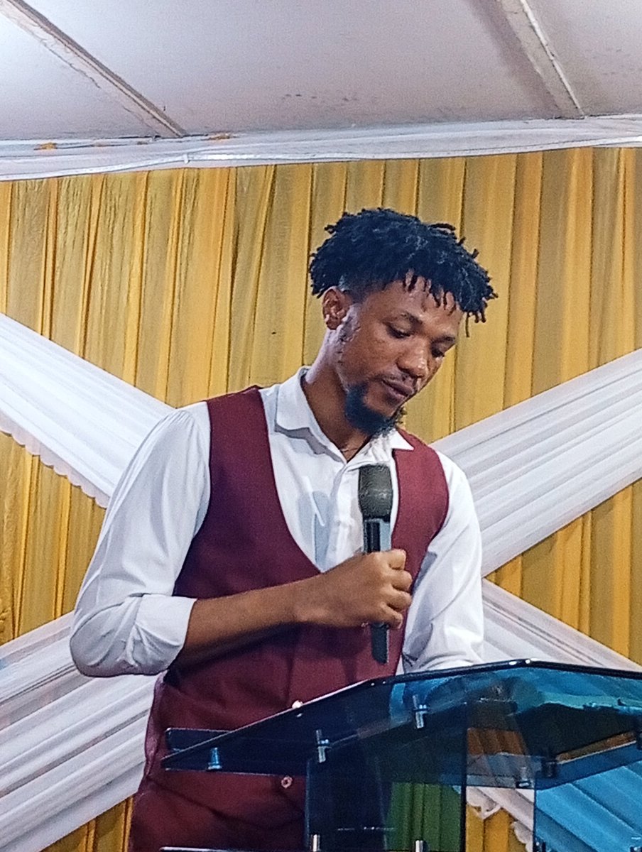 empulzz's tweet photo. As Moses lifted up the serpent. . .
The same way the israelites looked and were healed instantly, is the same way once you believe in Jesus, you are saved completely.
You possess Jesus (the life of God) instantly, and you'll never perish.
Don't let a pharisee confuse you. https://t.co/9MBYERdgw0