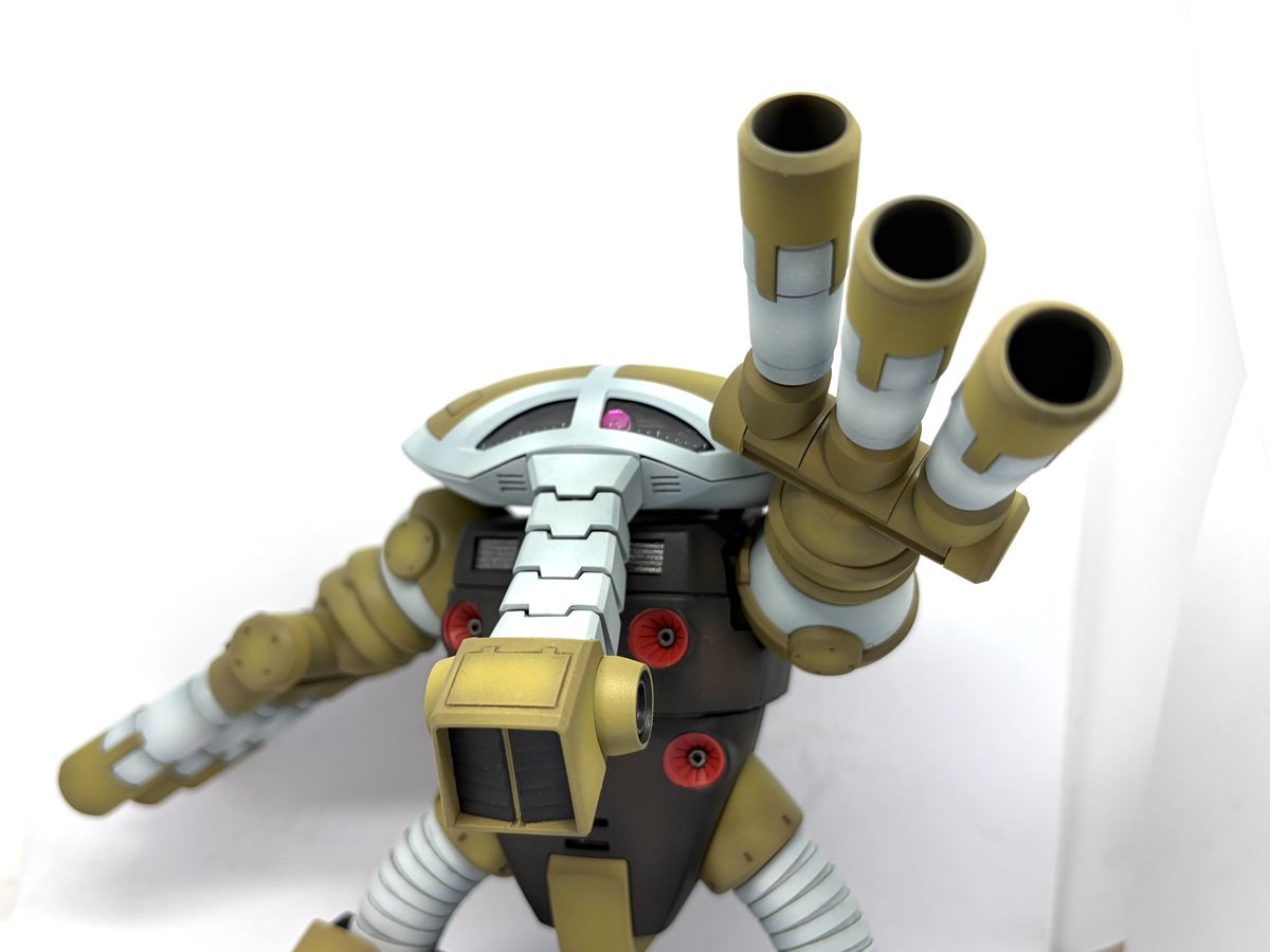 J_SIZE_JUSTICE's tweet photo. 本日の一台、
『1/144 HGUC ジュアッグ』

全体グラデーション塗装、
モノアイをレンズ状にしただけ。

どう考えてもデザインが、
ガンダムよりタイムボカンとかマジンガーだけど、
そこが逆にモビルスーツの中では特徴的で良い感じ。

#gundam 
#ガンダムuc 
#ジオン残党軍 
#ジャブロー潜入 https://t.co/XDXohK61Ra