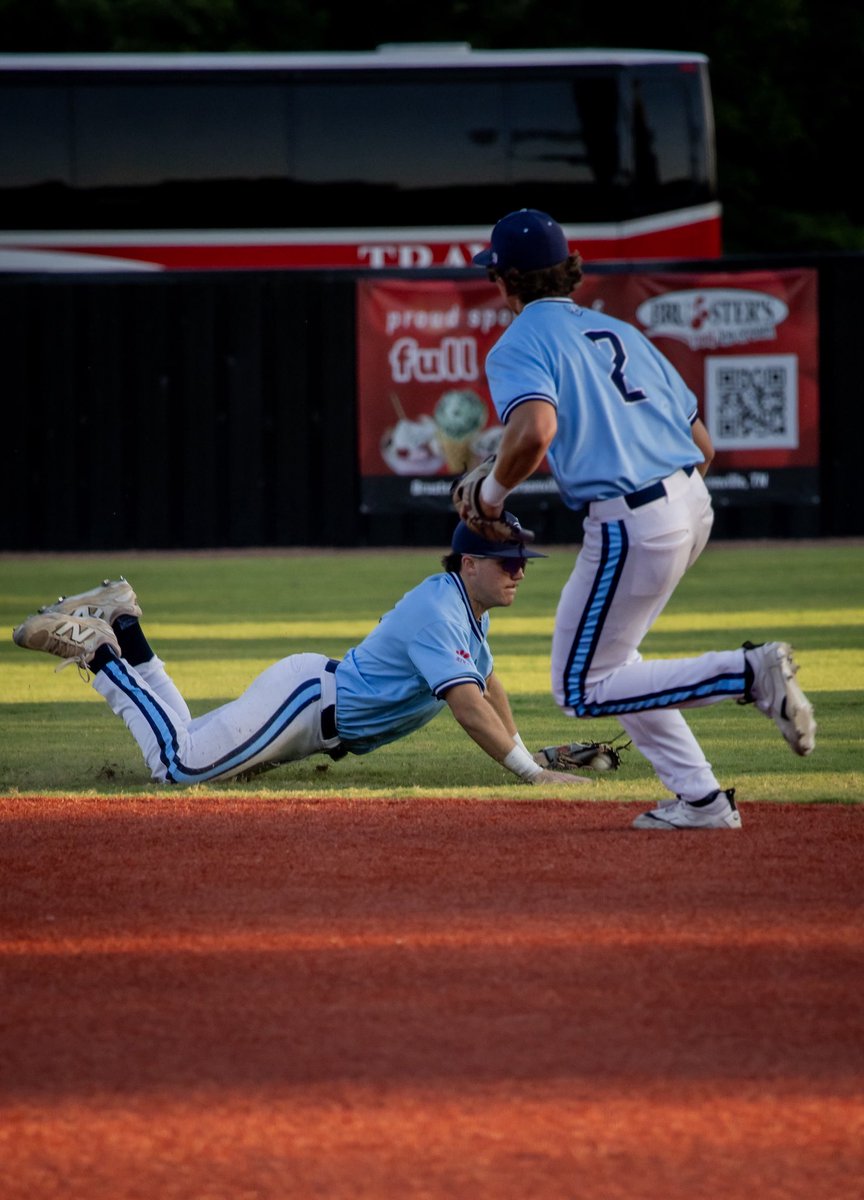 fullcountrhythm's tweet photo. Summertime at Drakes Creek 🔥

📸 @goldenbellphotography 

#fullcount #rhythm #collegebaseball #summerbaseball https://t.co/smXV1KdyLf