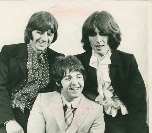 starkeysunn's tweet photo. *spreads vampire George Harrison propaganda* https://t.co/C3yPbdS30I