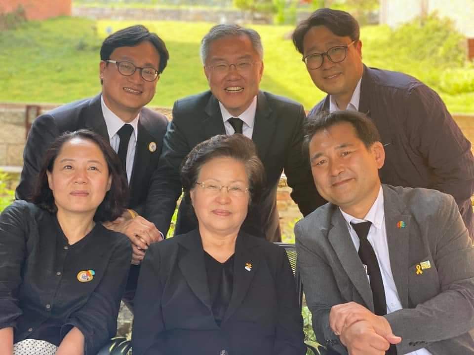 wpdlatm10's tweet photo. 뉴이재명들이 울산시장 선거에서 김상욱에게 양보한 조국혁신당의 황명필은 언급 안 하잖아. 왜 그런줄 알아? '친노'거든. 이제 이해되지? https://t.co/MMyd64If7I