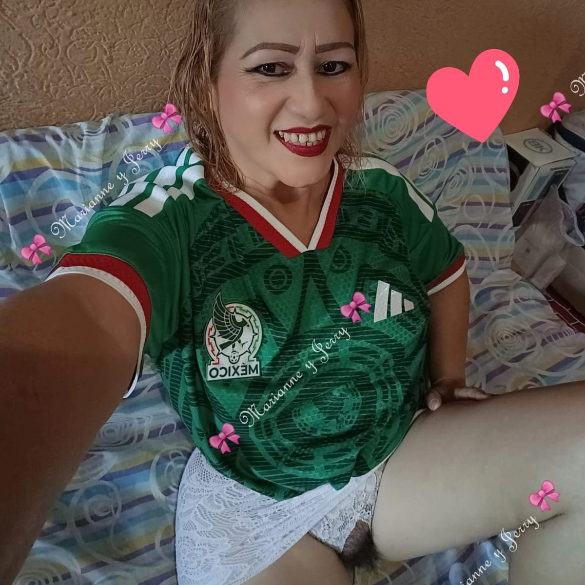 Marpely's tweet photo. Y ya estamos listos! Nos vemos en unos minutos listo para ver los 2 partidos 🤭 (el que entendió, entendió) jajaja jajaja y para calentar estas fotos, así que nos vemos en "La Cuchilla" besos 😘 https://t.co/iceG10IP9q