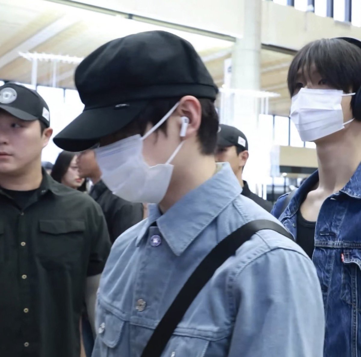 yu__0405___'s tweet photo. #유우시
흑발왓다…. 나 나 주거…. https://t.co/syRFQCKynX