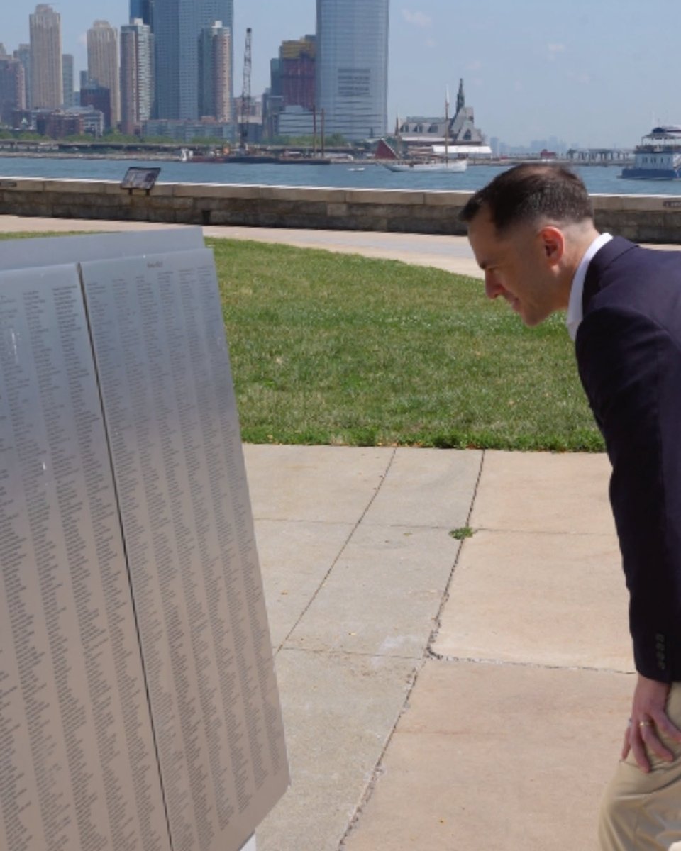 RepMenendez's tweet photo. As we close out Immigrant Heritage Month, I was humbled to visit the American Immigrant Wall of Honor on Ellis Island. 

With nearly one million names inscribed, it was a moving reminder that our nation's story is built on the dreams of immigrants. Our journey - and our work - continues.🗽❤️