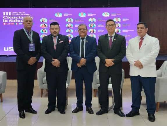 CAvilaRadio10's tweet photo. 🔊 #CiegodeAvila: Rector de la universidad médica avileña participa en Congreso Internacional de Salud

Los detalles en 👇

https://t.co/4odO0mbOn1

#Ciencia

🧵1/2 https://t.co/XssJsvowIJ